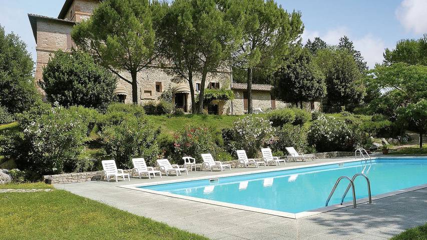 Appartamento per 4 persone, con giardino e piscina, con animali domestici a Corciano