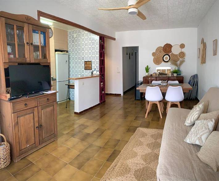 Gîte pour 6 personnes, avec balcon et vue à Colera - 2