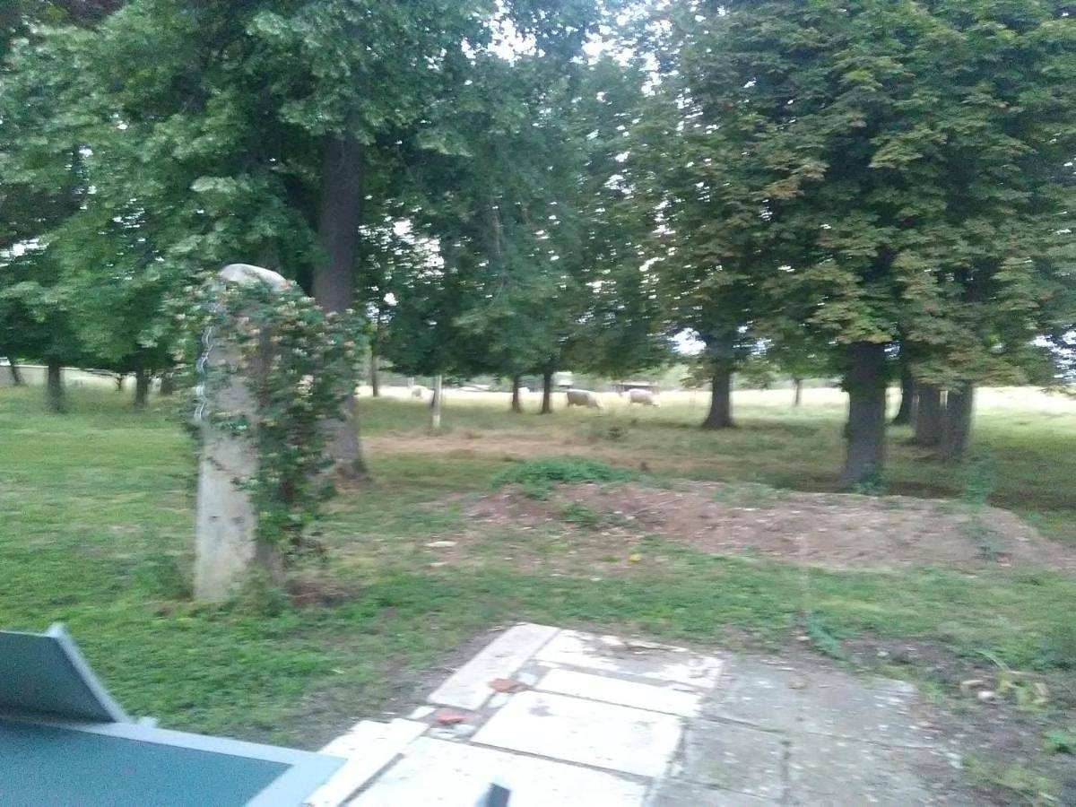 Appartement de vacances entier, Double Room in Aigueperse, Puy-de-Dôme
