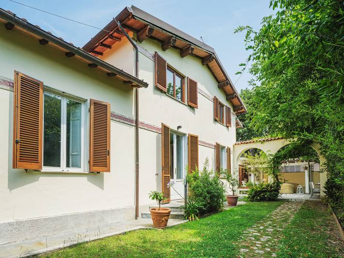 Villa Le Stelle in Marina di Pietrasanta, Pietrasanta