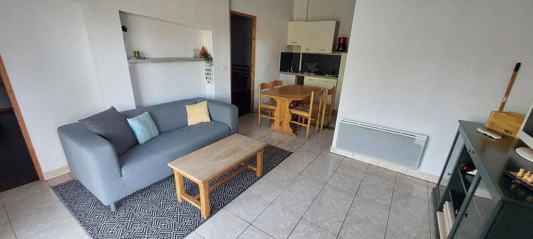 Location de vacances pour 5 personnes, avec terrasse ainsi que jardin et vue dans Essarts-en-Bocage - 2