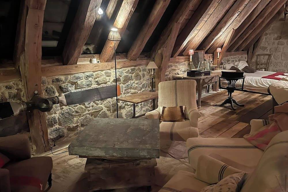 Le buron de Perrier in Saint-Urcize, Region Saint-Flour