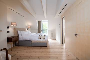 Vacation Apartment for 6 Guests in Camden, London, Picture 4