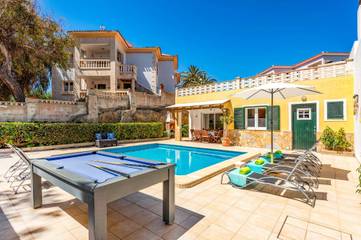 Villa in Es Mercadal, Menorcas Küste für 6 
