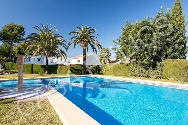 Maison de vacances pour 6 personnes, avec terrasse et piscine - 1