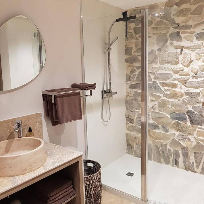 Gîte pour 4 personnes, avec piscine ainsi que jardin et vue à Gigondas - 3