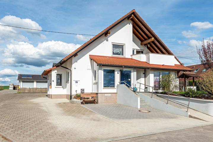 Ferienwohnung für 4 Personen, mit Balkon in Ostrach