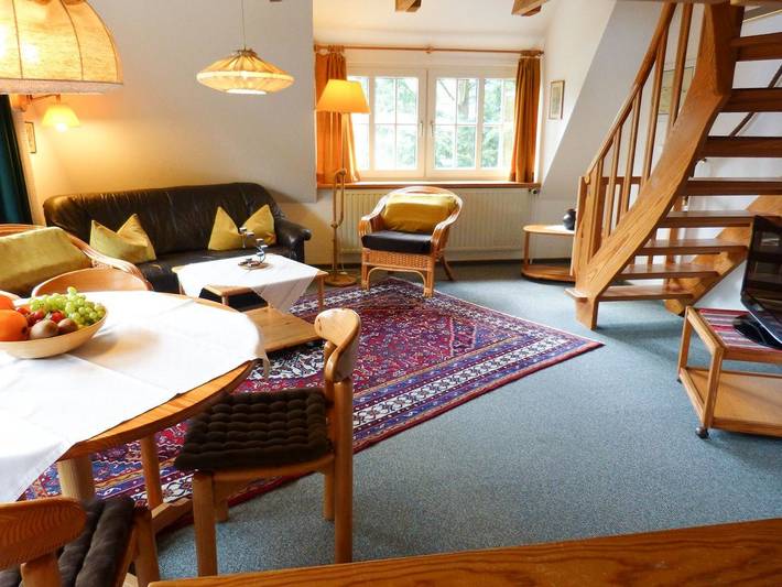 Ferienwohnung für 2 Personen, mit Garten und Terrasse sowie Ausblick in Nebel - 2