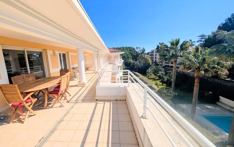 Appartement de vacances pour 6 personnes, avec Terrasse et Piscine