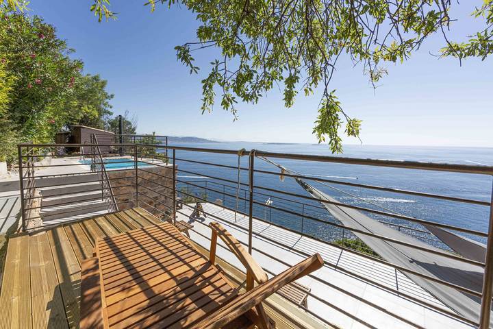 Ferienhaus für 8 Personen, mit Balkon und Pool in Théoule-sur-Mer - 2