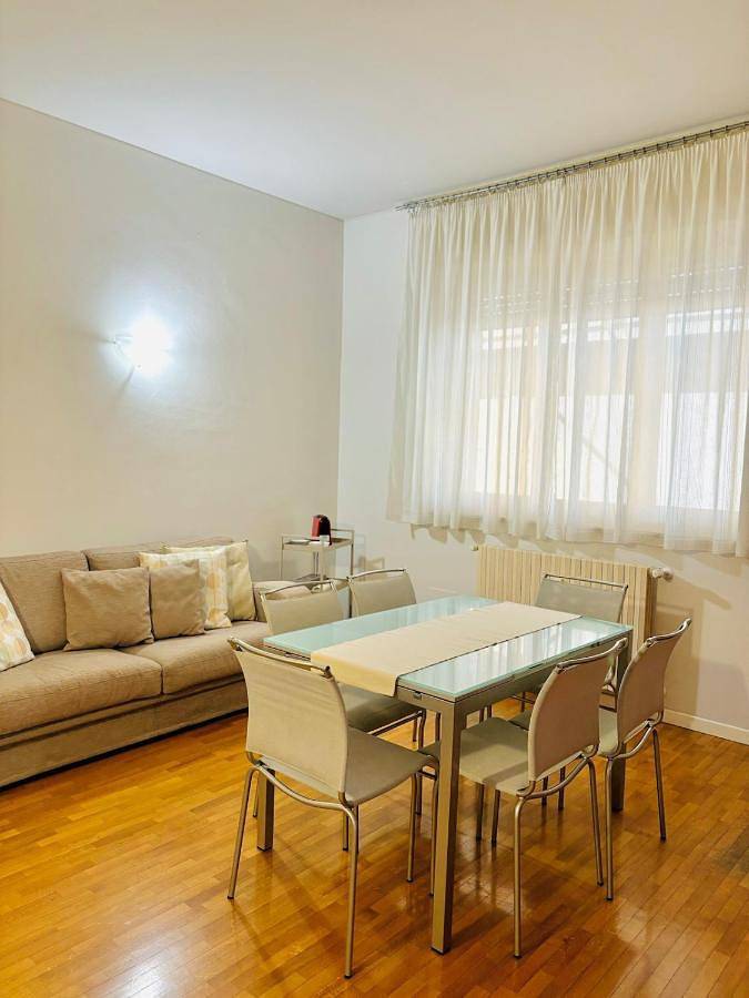 Gîte pour 4 personnes, avec balcon à Crema