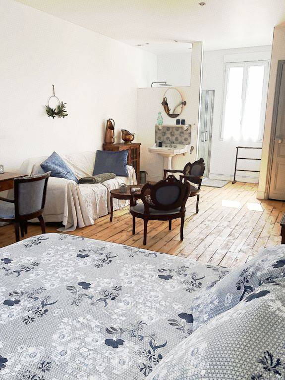 Chambre d’hôte pour 3 personnes, avec piscine et jardin dans le Lot-et-Garonne - 3