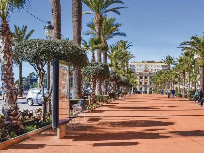 Apartamento vacacional entero, Lloret Rental Holidays Apartment Bleu in Central Lloret de Mar, Lloret de Mar