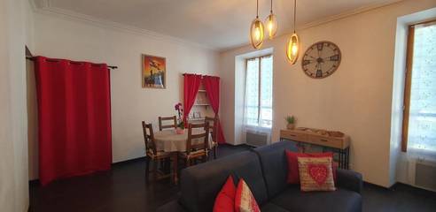 Gîte pour 4 personnes, avec vue à Aigueblanche