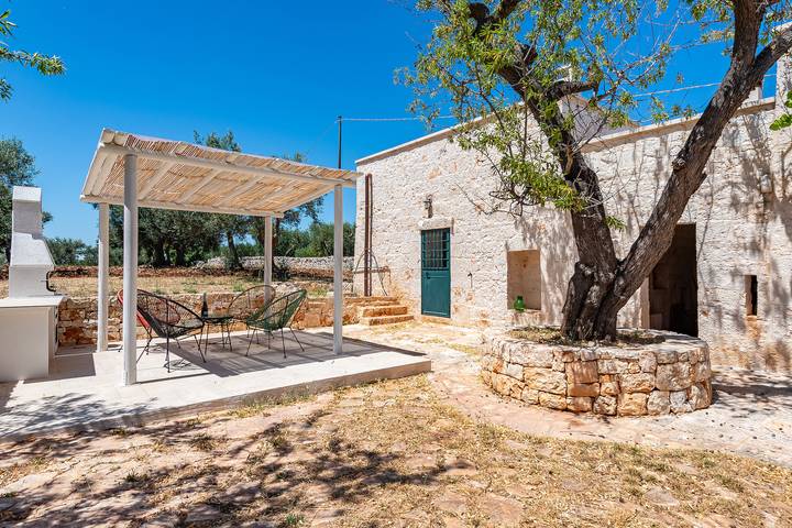 Villa per 4 persone, con terrazza, adatto a famiglie con bambini a Monopoli