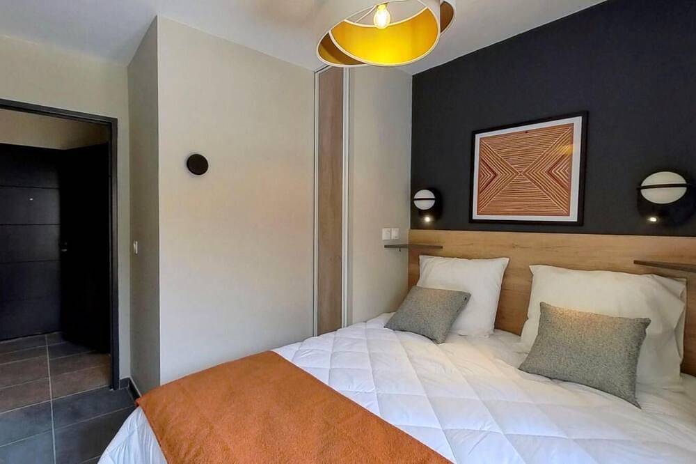 Entire apartment, Wifi, 100m from ski slopes, sauna, hammam, parking, tv, ski locker, 57m², Auron in Auron, Saint-Étienne-de-Tinée