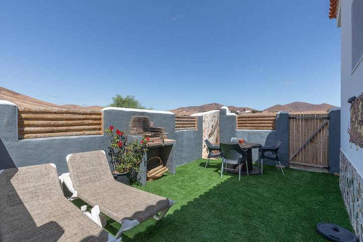 Casa rural para 3 personas, con jardín - 1