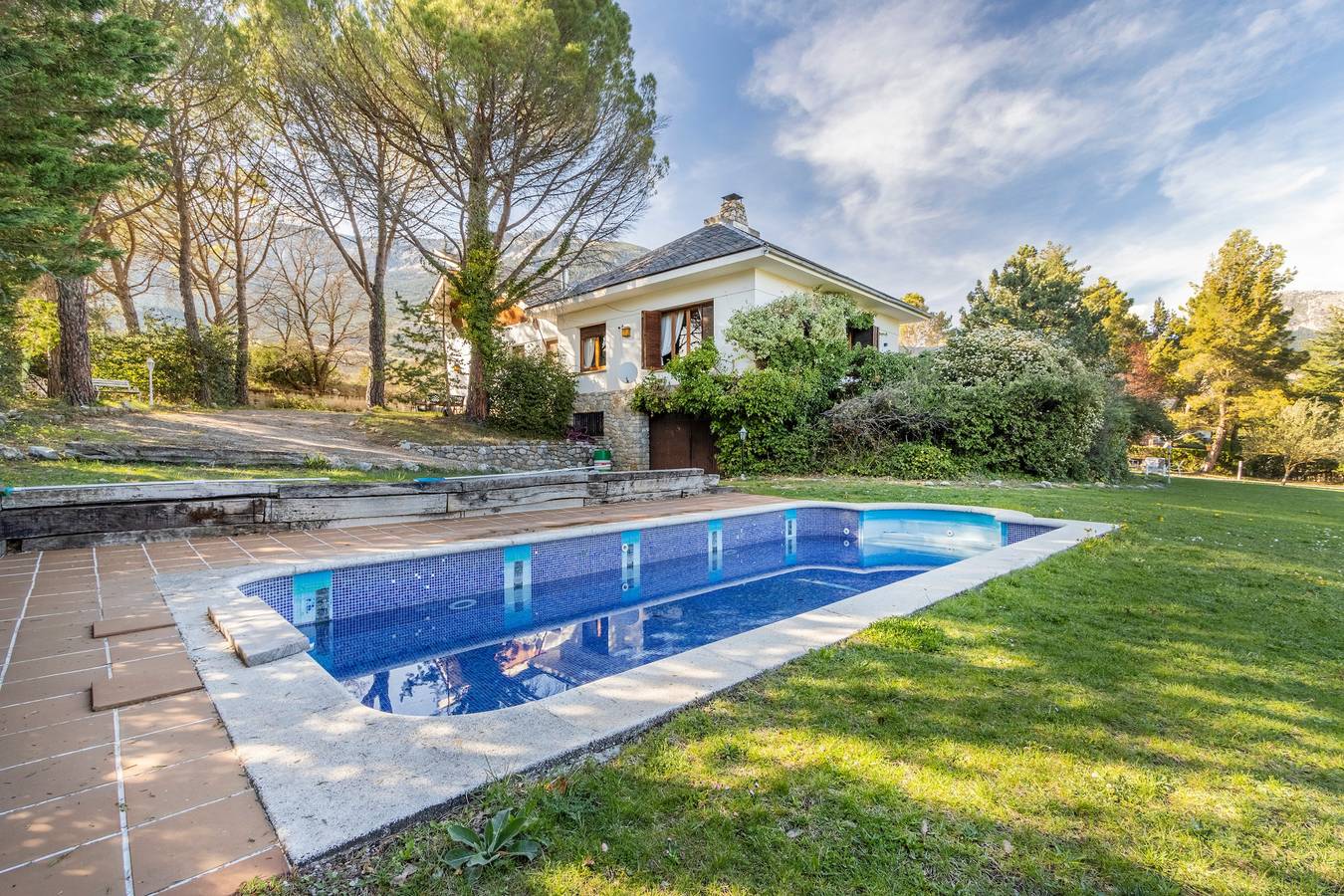 Ferienhaus Yoar mit Bergblick und Wlan in Sant Llorenç de Morunys, Katalanische Pyrenäen