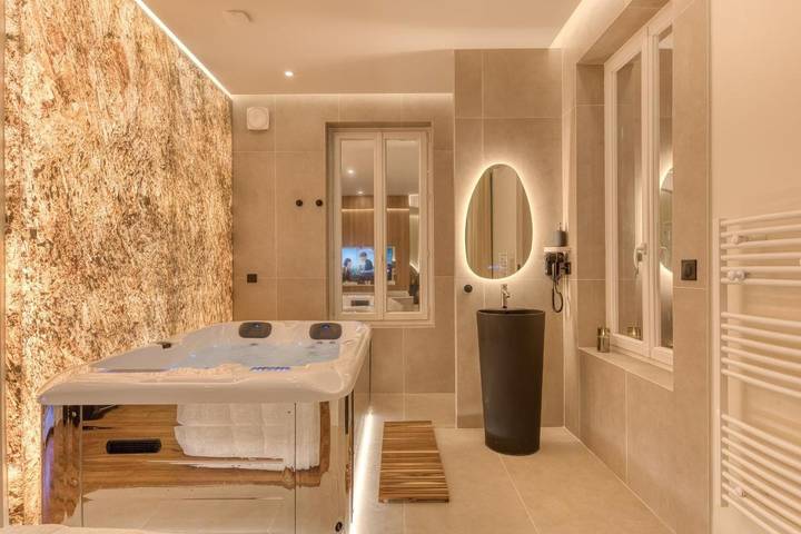 Gîte pour 2 personnes, avec sauna et jacuzzi à L'Isle-Adam - 2