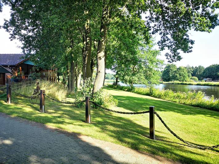 Ferienhaus für 2 Personen, mit Terrasse und Garten sowie Seeblick und Ausblick im Emsland - 3