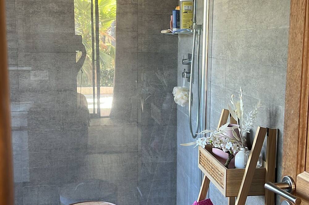 Chambre D'hôte Dans un Lieu D'exception Original et Authentique in Sanary-sur-Mer, Region de Toulon