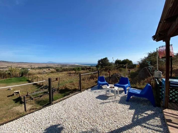 Cabaña de madera para 4 personas, con vistas al mar además de terraza y jardín, Se admiten mascotas en Campo de Gibraltar - 4