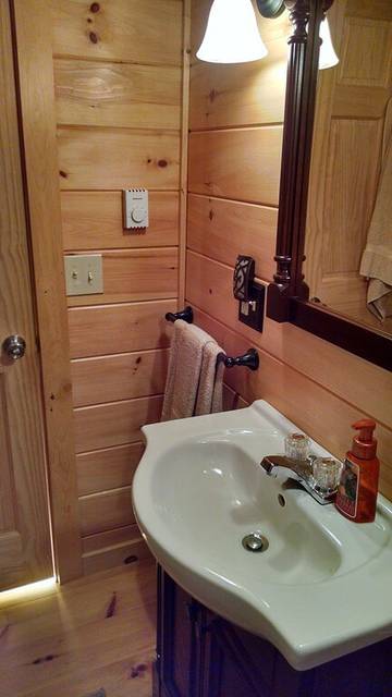 Vacation House for 8 Guests in Washington (NH), New Hampshire, Picture 2