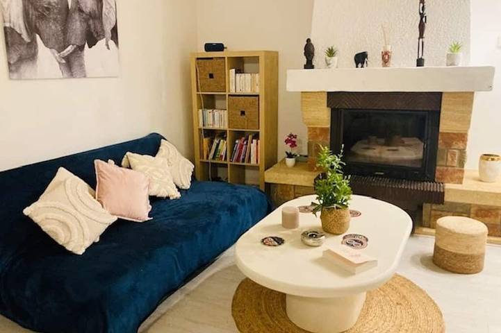 Villa pour 6 personnes, avec terrasse ainsi que piscine et jardin à Aubagne - 3