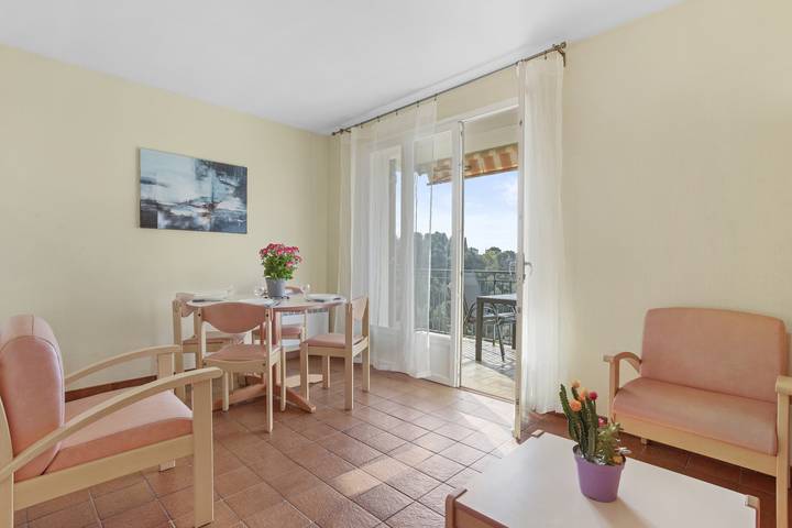 Ferienhaus für 4 Personen, mit Garten und Balkon in Var - 3