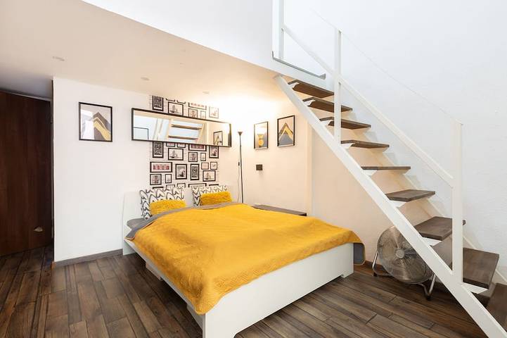 Ganze Wohnung, ⭐7 Zimmer-15 Bäder ☕Kostenloses Bier & Frühstück ❤️Klimaanlage in Budapest, Danube-Ipoly National Park