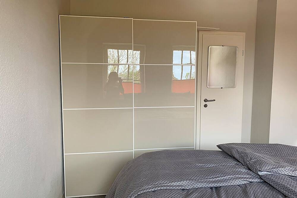 Ganze Wohnung, Sonnerwachen, Ferienwohnung in \"De Feerjenhusen\" am Haubarg von Vollerwiek in Vollerwiek, Eiderstedt