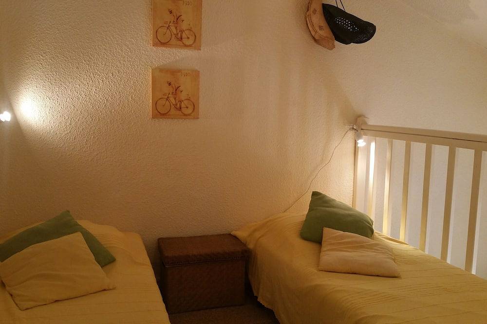 Familienhaus 3 Schlafzimmer Schwimmbad Parkplatz Wifi 2 km Meer Villeneuve Loubet in Villeneuve-Loubet, Mittelmeerküste (Frankreich)