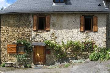 Gîte pour 10 personnes, avec jardin à Bonac-Irazein