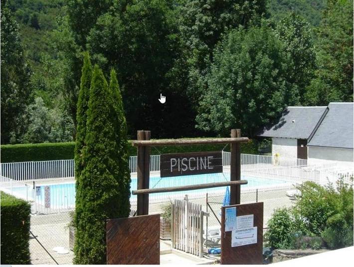 Location de vacances pour 4 personnes, avec vue ainsi que piscine et terrasse à Bourisp - 3