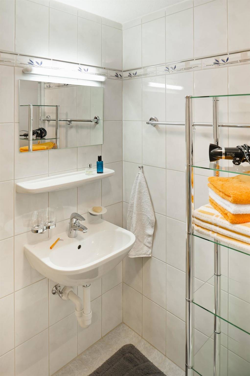 Ganze Ferienwohnung, Appartement groß in Wald am Arlberg, Dalaas