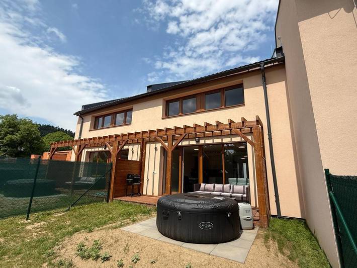 Chalet para 6 personas, con jacuzzi y jardín - 1