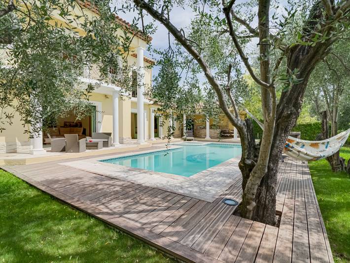 Location de vacances pour 6 personnes, avec jardin ainsi que balcon et sauna à Grasse - 4