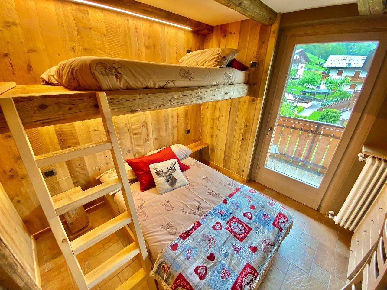 Ganze Wohnung, Ferienwohnung "Casa Clus Bormio 2" mit Bergblick, 2 Balkonen und Wlan in Valdisotto, Nationalpark Stilfser Joch