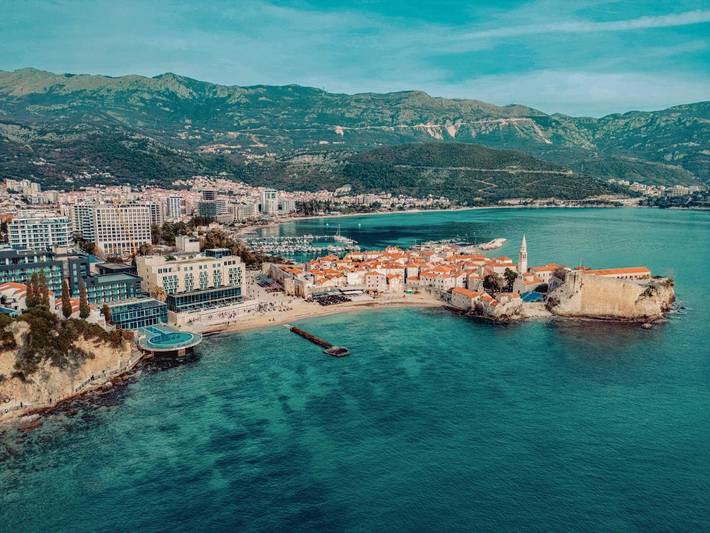 Hôtel pour 6 personnes, avec vue et sauna ainsi que piscine et terrasse à Budva - 2