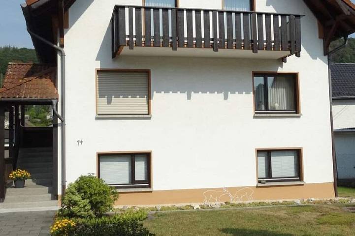 Ferienwohnung für 5 Personen, mit Garten in Roßbach