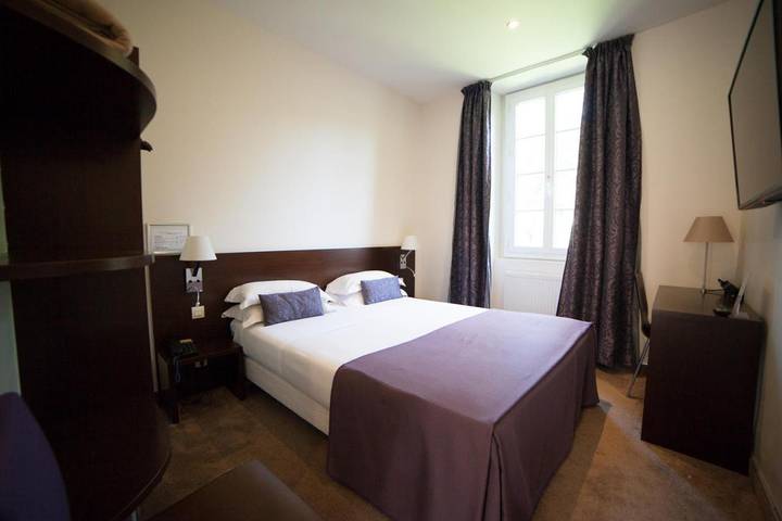Hôtel pour 2 personnes, avec jardin et vue à Aubusson - 2
