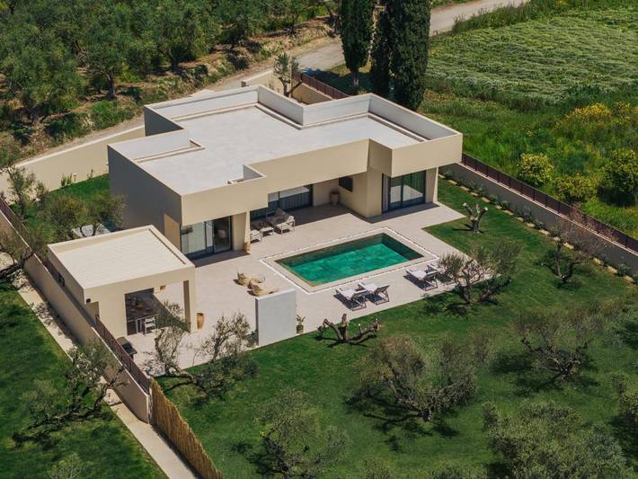 Διαμερίσματα διακοπών για 5 άτομα, με Μπαλκόνι και Ταράτσα καθώς και Κήπο και Πισίνα στο Βανάτο