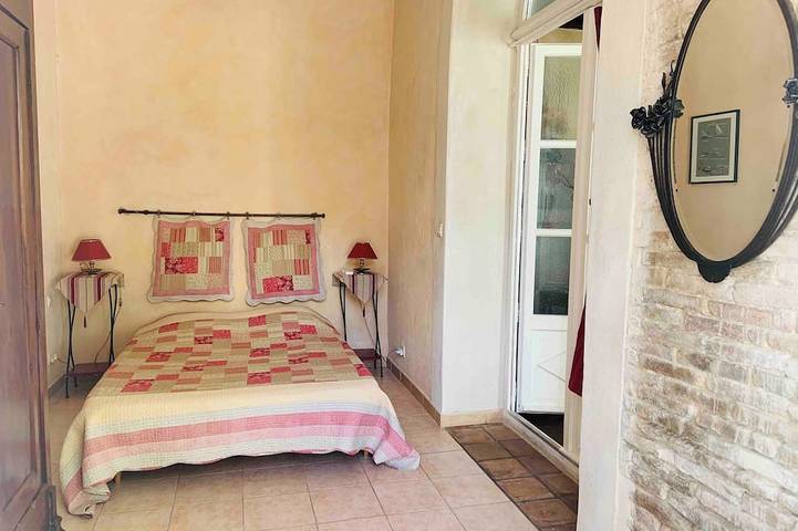 Location de vacances pour 6 personnes, avec jardin ainsi que piscine et terrasse à Sumène - 2