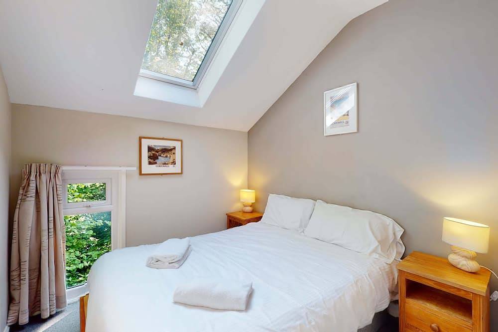Entire apartment, 24 Strawberry Hill, Tolroy Manor in Hayle, Cornwall