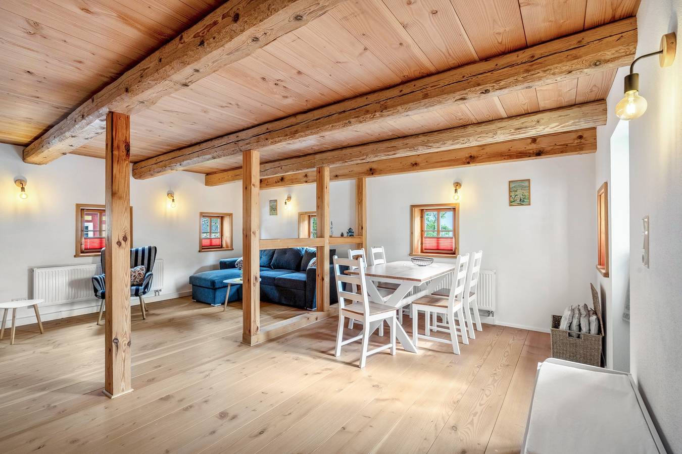 Ganze Wohnung, Ferienwohnung 'Hochwald' mit Bergblick und Wi-Fi in Bertsdorf-Hörnitz, Zittauer Gebirge