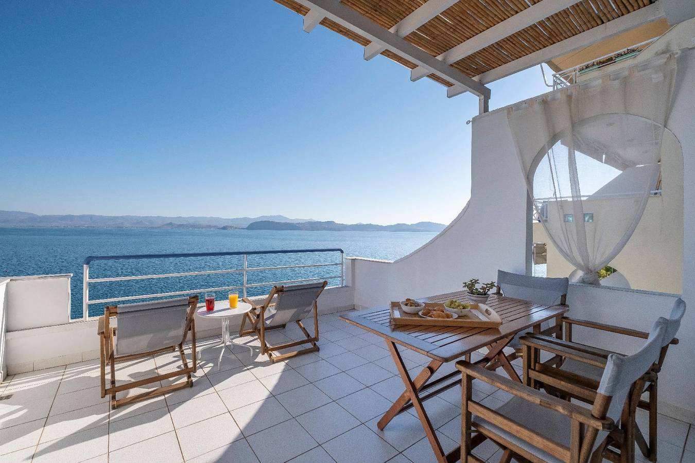 Ganze Ferienwohnung, Schöne Ferienwohnung mit Meerblick in Kiveri in Xiropigado, Kynouria