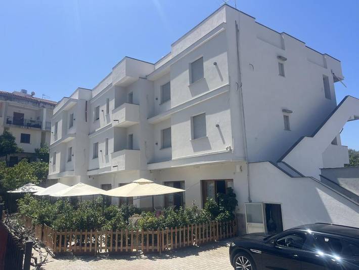 Appartamento per 5 persone, con Terrazza e Giardino a Tortora Marina