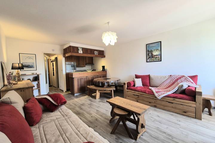 Gîte pour 4 personnes, avec terrasse, adapté aux familles dans Le Revard - 4