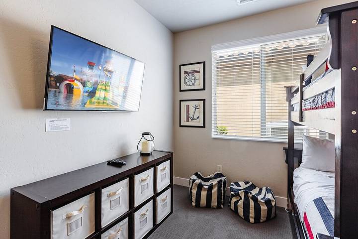 Ferienhaus für 12 Personen, mit Whirlpool und Pool - 1