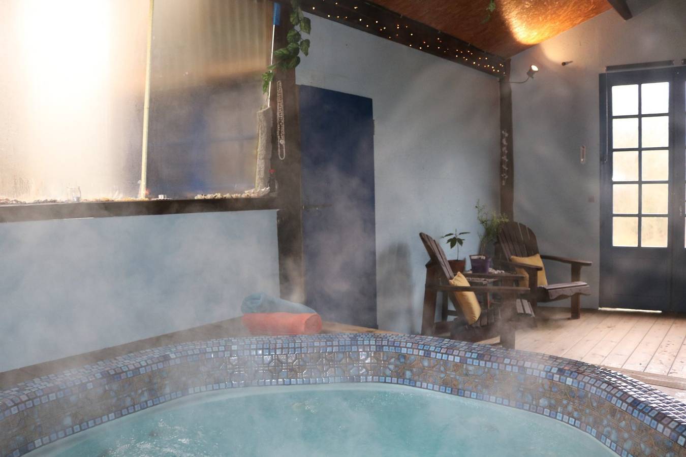 Chambres d'hôtes L'Autre Monde - Chambre Plénitude + Joie in Faverolles, Vallée de la Loire